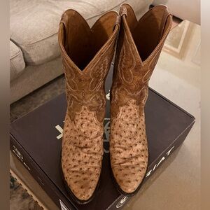 Ariat Round Toe Full Quill Ostrich Skin Boots